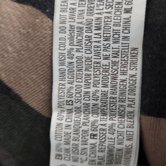 Forever 21 Mens Camo Varsity Ringer Tee Shirt Sz XL - Picture 8 of 10